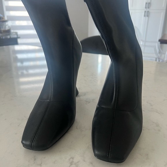 Like New Versace Jeans Couture Stretch Booties Black - Picture 6 of 9